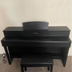 Yamaha Arius YDP - 184 Traditional Console Piano