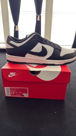 Nike panda dunk women’s size 11.5 men’s 10