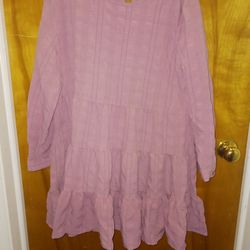 Beautiful Ladies Size Large Top 