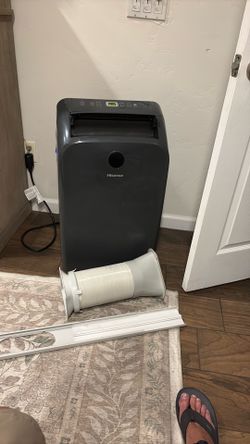Air conditioner 180$ firm cash only absolutely cold very clean will be plugged in when you arrive