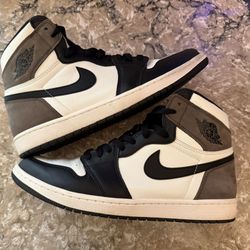 Jordan 1 High Retro Dark Mocha 13m Used 