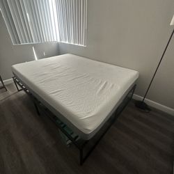 Queen Size Mattress With Frame 