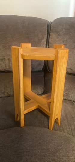 Plant stand