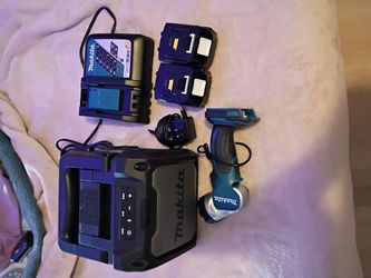 Makita Radio & Flashlight