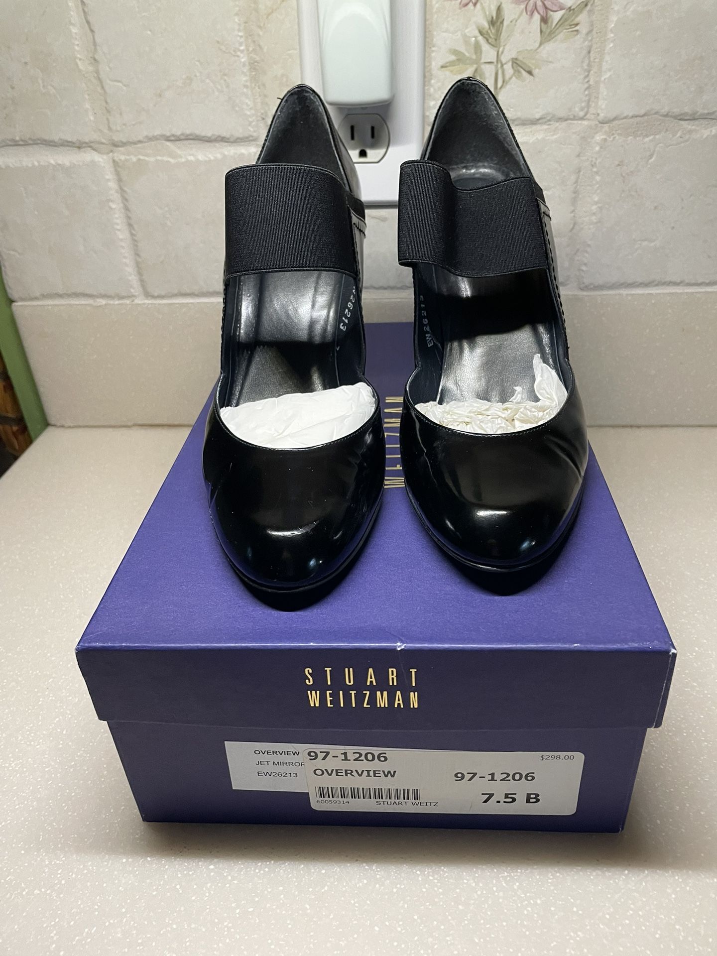 Stuart Weitzman Overview Jet Mirror 7.5 Black Patent Euc