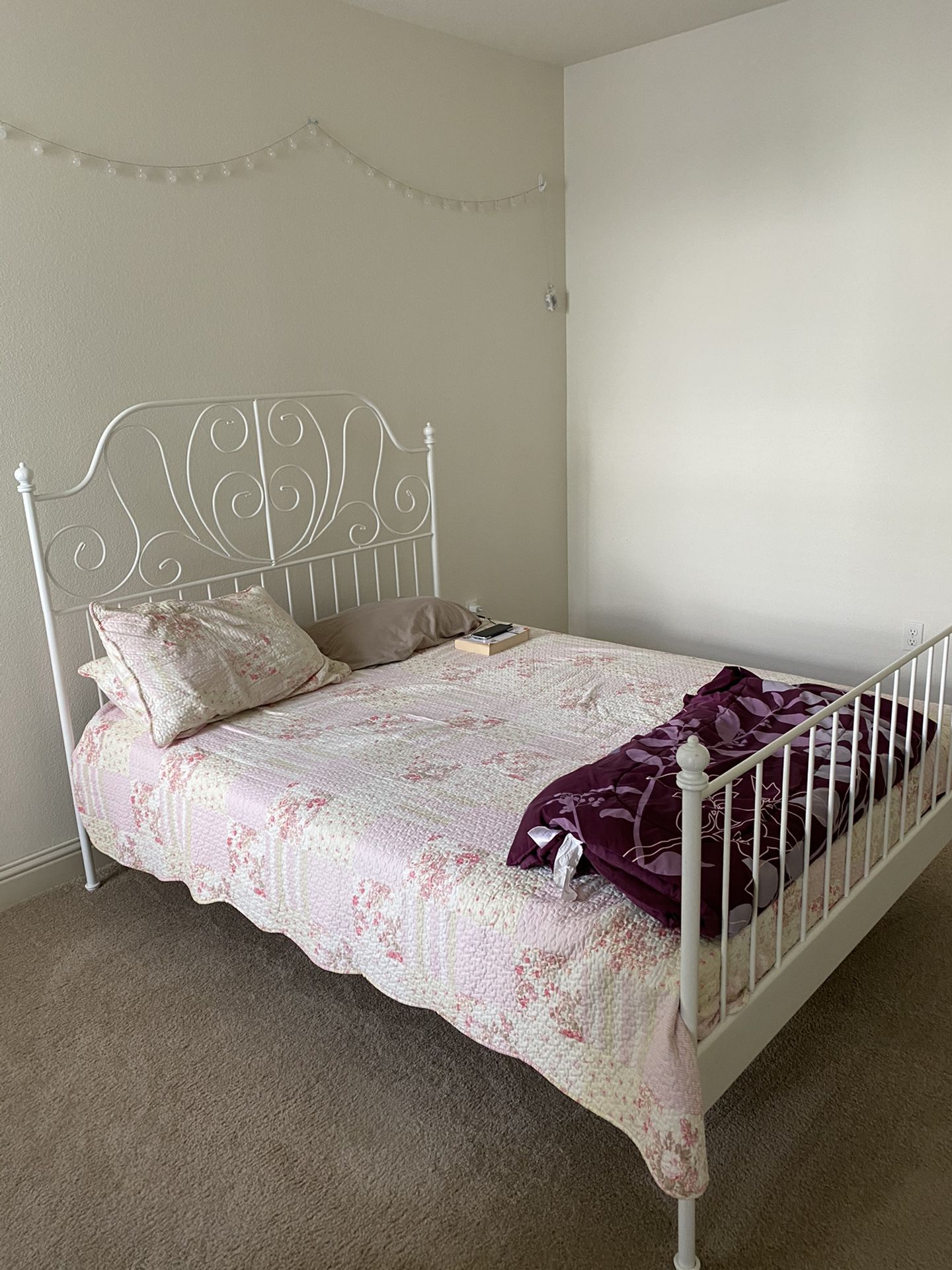 Queens Size Bed (Frame and mattress both)