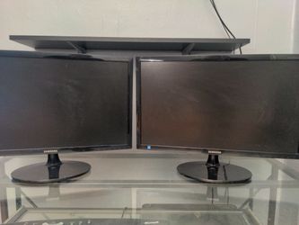 Two Samsung Monitors 23 Inch