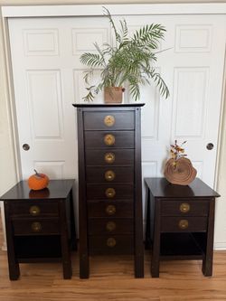 Dark Wood Bedroom Set