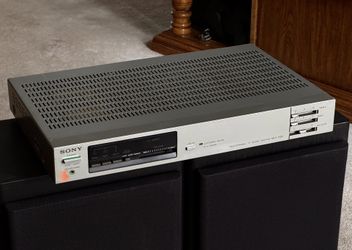 Vintage Sony MLV-1100 Stereo Amplifier (Japan, 1984)