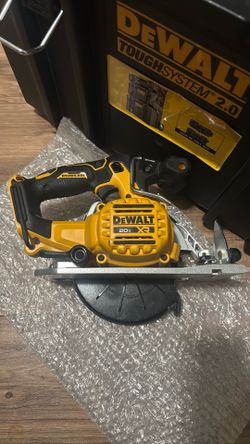 DeWalt brushless saw