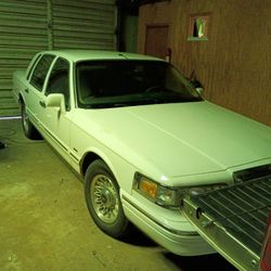 1996 Lincoln Town Car 