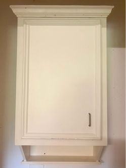 Solid Wood Wall Cabinet – Vintage Style
