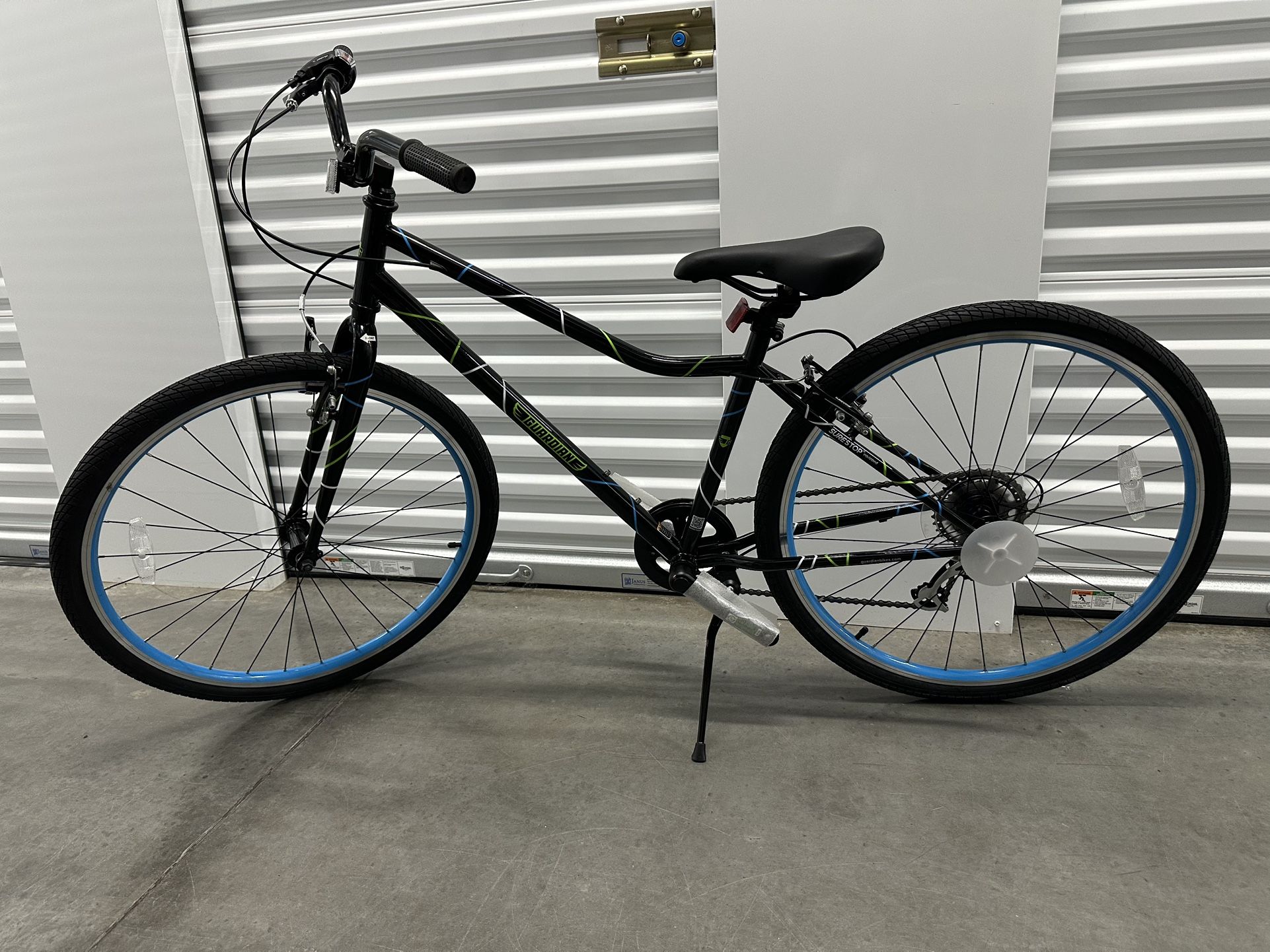 NEW Guardian 26” Bike Bicycle Black Blue Green (Needs Pedals)