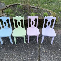 4 Colored Kids Chairs