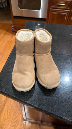 Tan Suede Mini UGG Shearling Boots SIZE 5