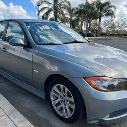 BMW 2006 330i