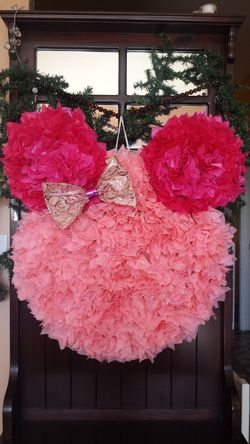 Rose petals Minnie piñata !!