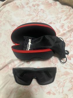 Sunglasses/ Tools/ Diecast Cars