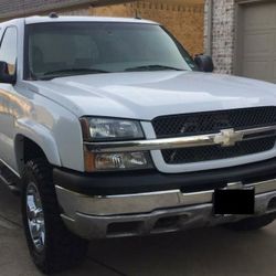 New post chevrolet silverado 2004 for sale