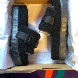 Ugg Slippers 
