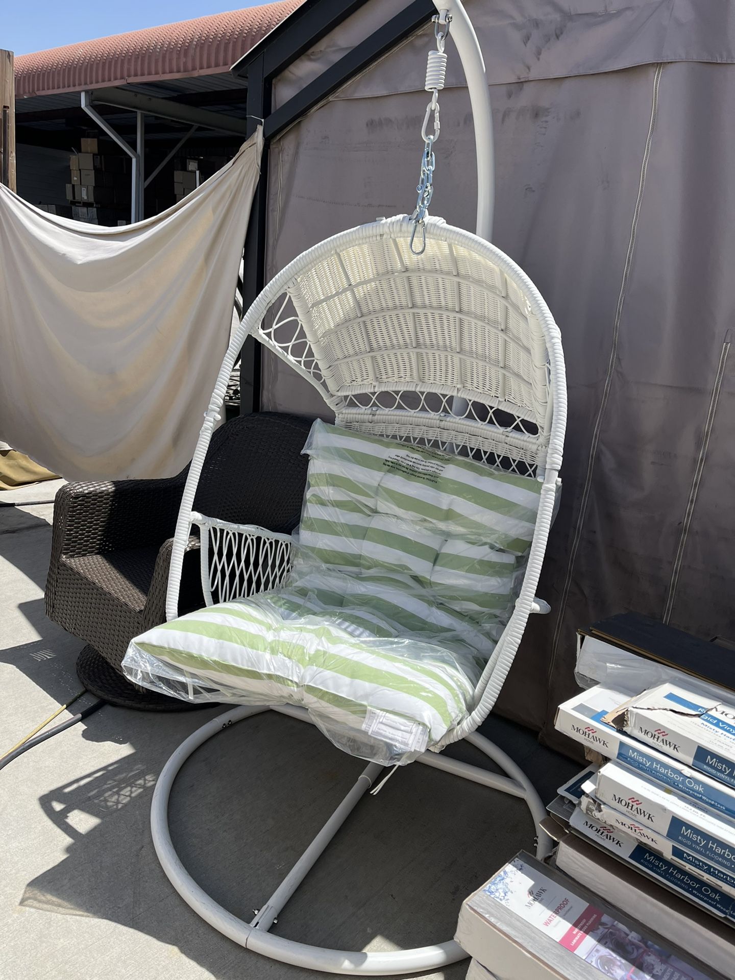 Wicker Swing
