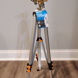 Melnor
Deluxe Metal Pulsating Sprinkler with Tripod