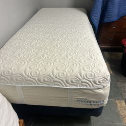 Twin Mattress And Boxspring 