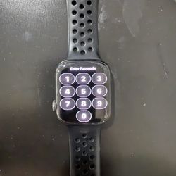 Apple Watch Series 8