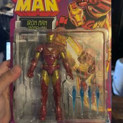 Hasbro Marvel Legends Iron Man Model 20 NIB