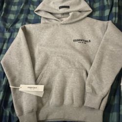 Essential Hoodie