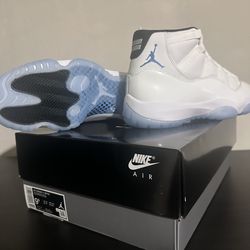 Jordan 11 Retro “Legend Blue” 2024 Size 9.5/11 (W) DS