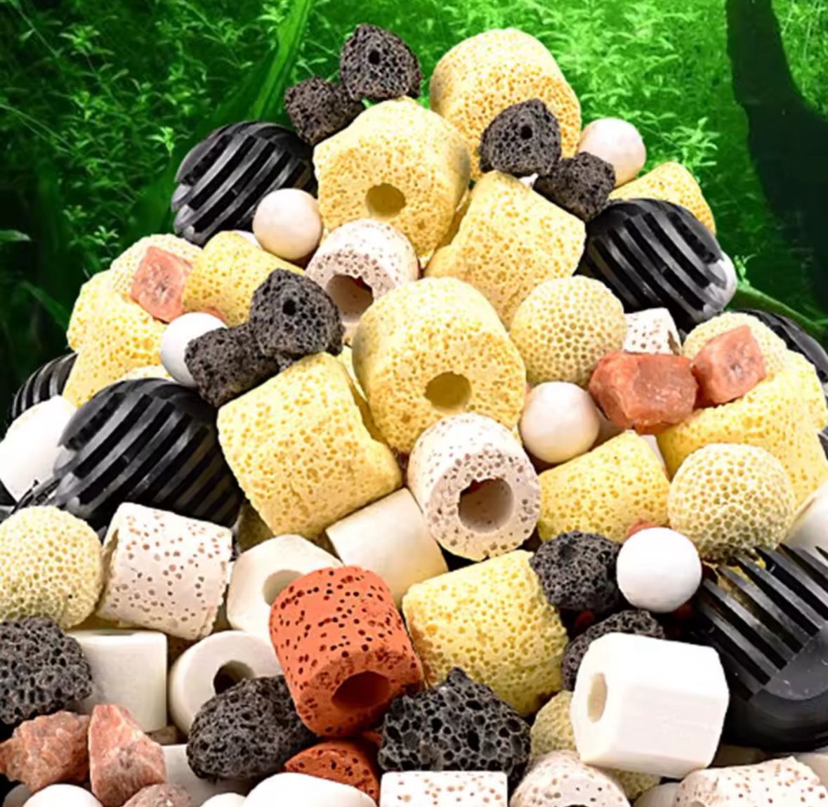 Scientific Ratio Aquarium Filter Material House Filter Material Ceramic Loop Biochemical Ball Activated Carbon