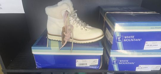 White Mountain Womens Boots