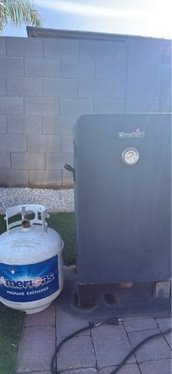 Char-Broil Vertical Gas Smoker