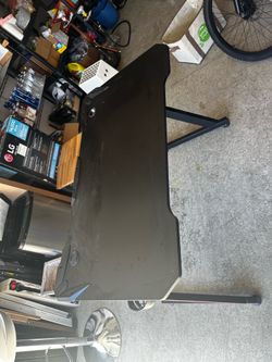 Gaming table