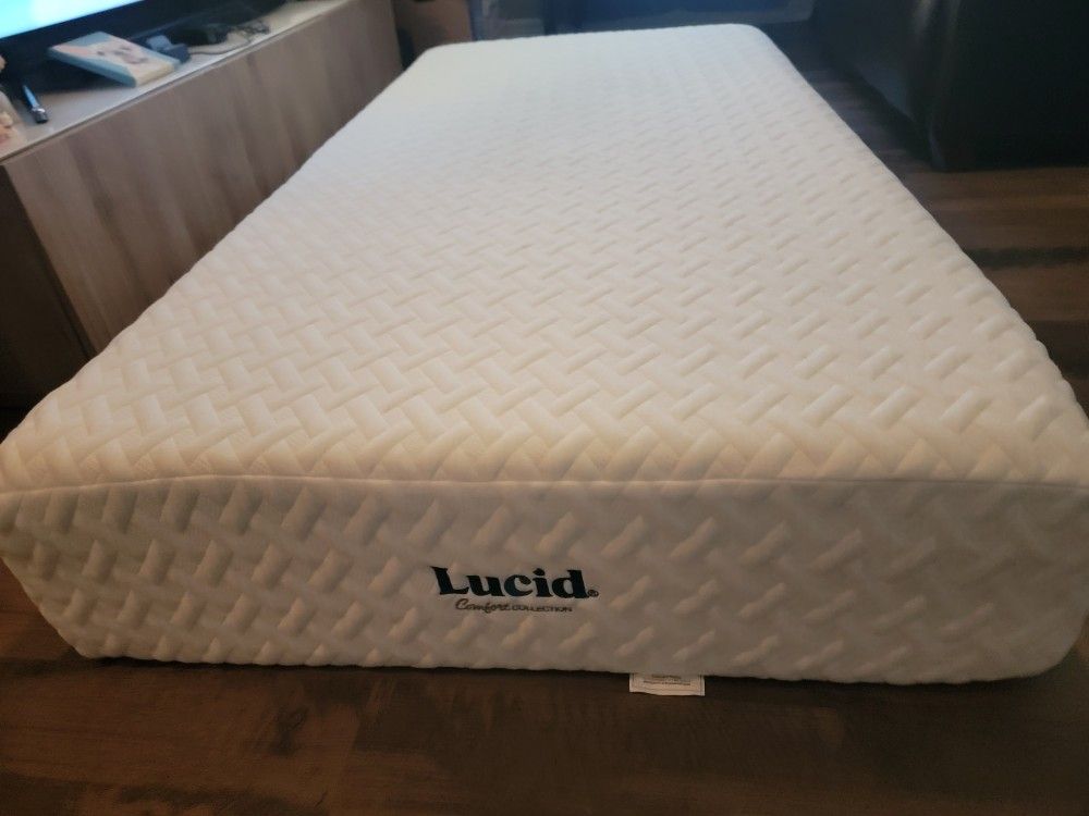 Twin Mattress "Firm" Memory Foam 