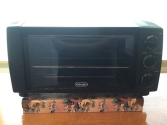 Delonghi Toaster Oven like New