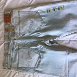 Levi’s Jeans