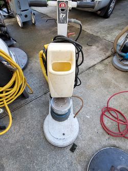 Floor scrubber machine