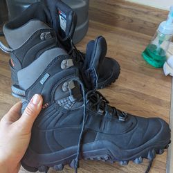 Women's Hiking Boots Size 10