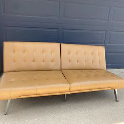 Abbyson Leather couch / Futon 