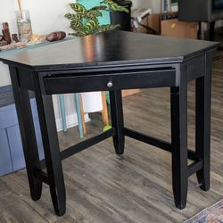 Corner Table