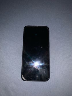 iPhone 16e