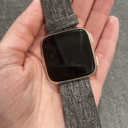 Fitbit Versa