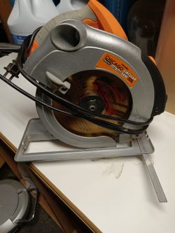 Chicago Electric Circular Saw