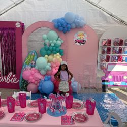 Malibu Barbie Backdrops+ Balloon Garland