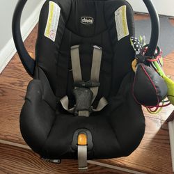 Baby Seat And Two Bases