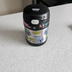 10oz FUNTAINER  FOOD JAR THE MANDALORIAN