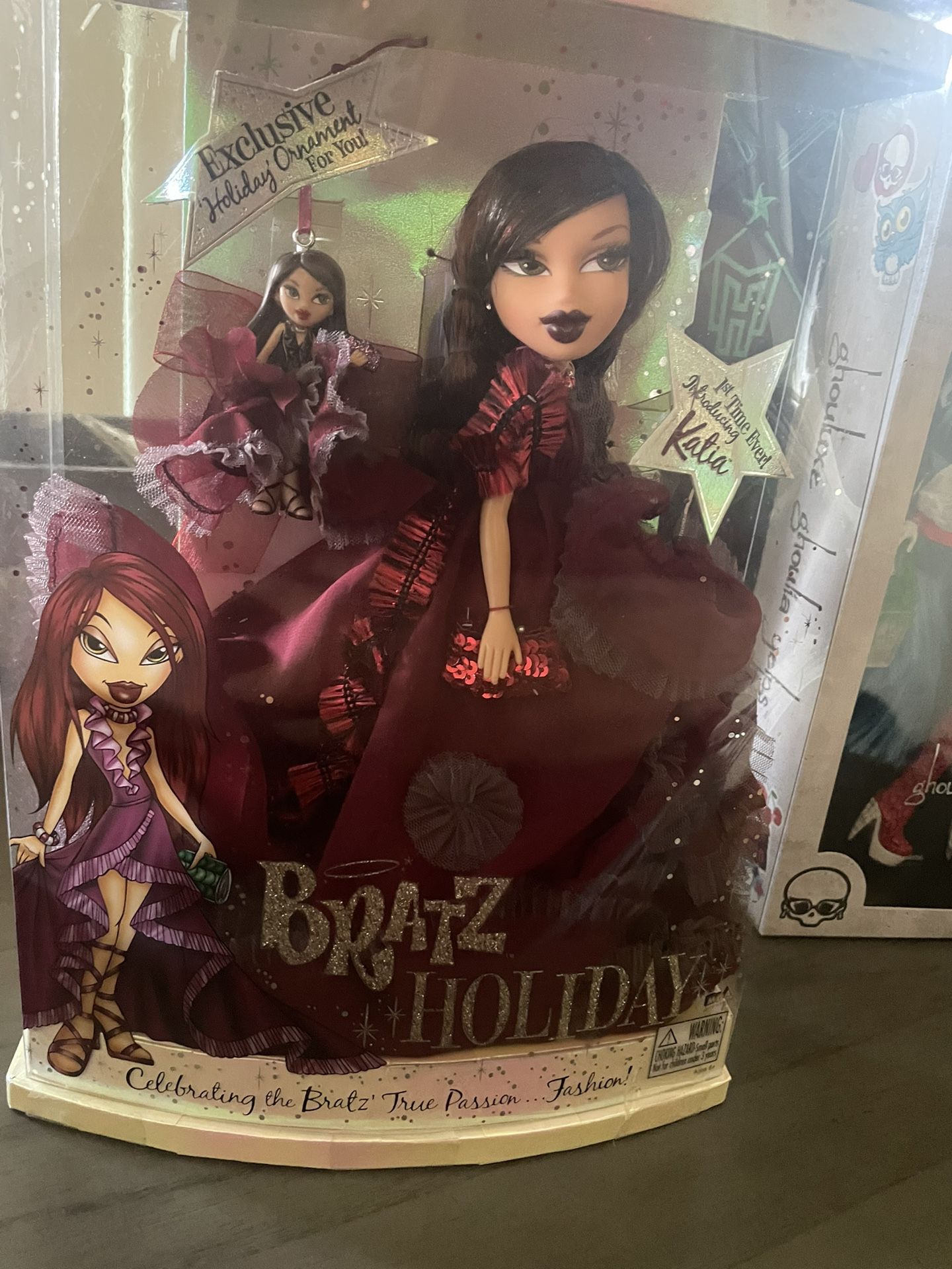 Bratz Series 1 Holiday Katia Doll MGA 1st Edition Ornament