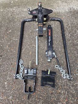 Curt Trailer hitch and sway bar